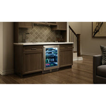 Load image into Gallery viewer, Perlick 24" Beverage Center Fully Integrated Glass Door, Sottile Sh.Depth (18") , 3.1 cu. ft. Capacity - HH24BS-4-4